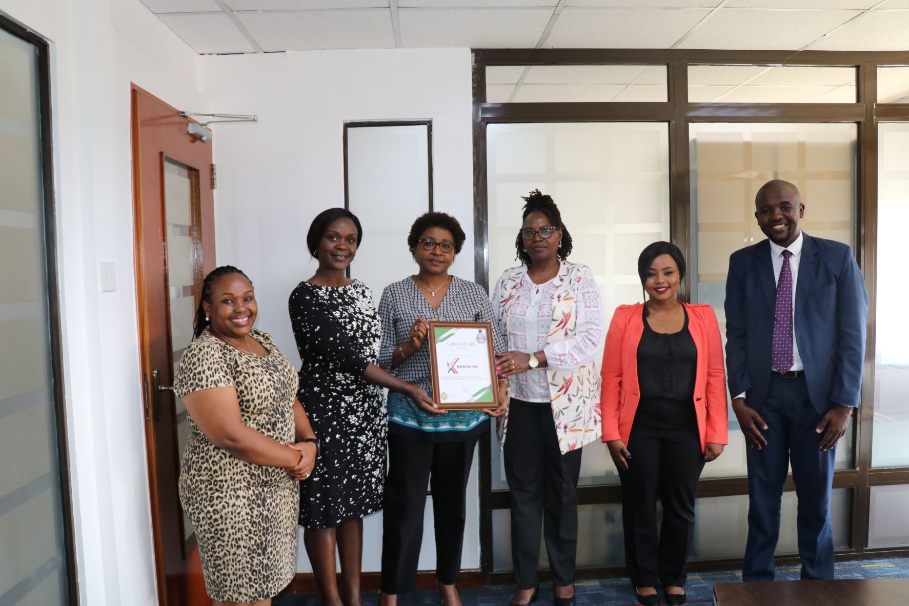 IIK KENYA PRESENTS RECOGNITION CERTIFICATION TO KENYA RE